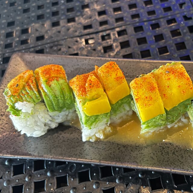 Mami Chula Roll.