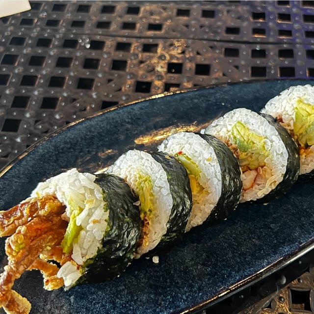 Spider Roll (Soft Shell Crab).